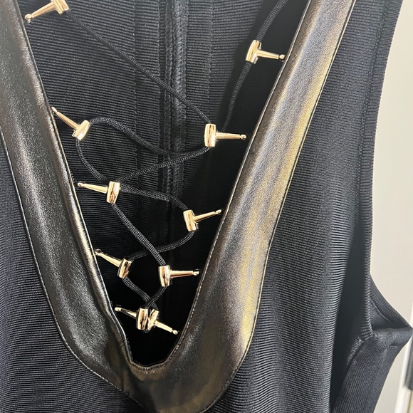 BLACK TIGHT MINI DRESS - Picture 3 of 4